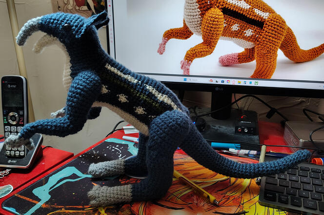 Leptictidium, pattern by KatyasYarnBois